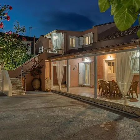 Alice Happy Place 1 , Only 5 Minutes From The Shipwreck!!! Anafonítria