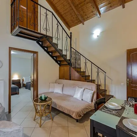 度假居 Alice Happy Place 1 , Only 5 Minutes From The Shipwreck!!! Anafonítria