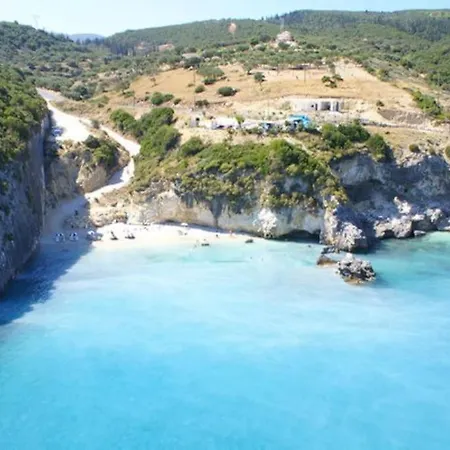 Alice Happy Place 1 , Only 5 Minutes From The Shipwreck!!!