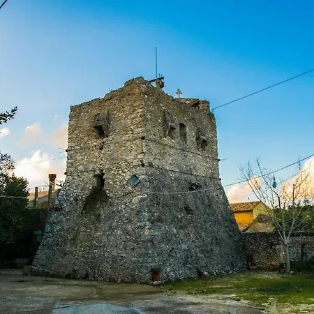 Alice Happy Place 1 , Only 5 Minutes From The Shipwreck!!! 度假居 Anafonítria