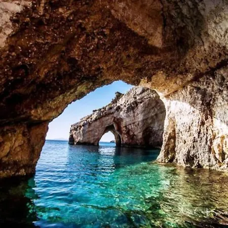 Alice Happy Place 1 , Only 5 Minutes From The Shipwreck!!! 度假居 Anafonítria