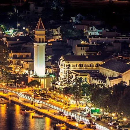 Alice Happy Place 1 , Only 5 Minutes From The Shipwreck!!! 度假居 *