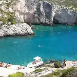 Alice Happy Place 1 , Only 5 Minutes From The Shipwreck!!!